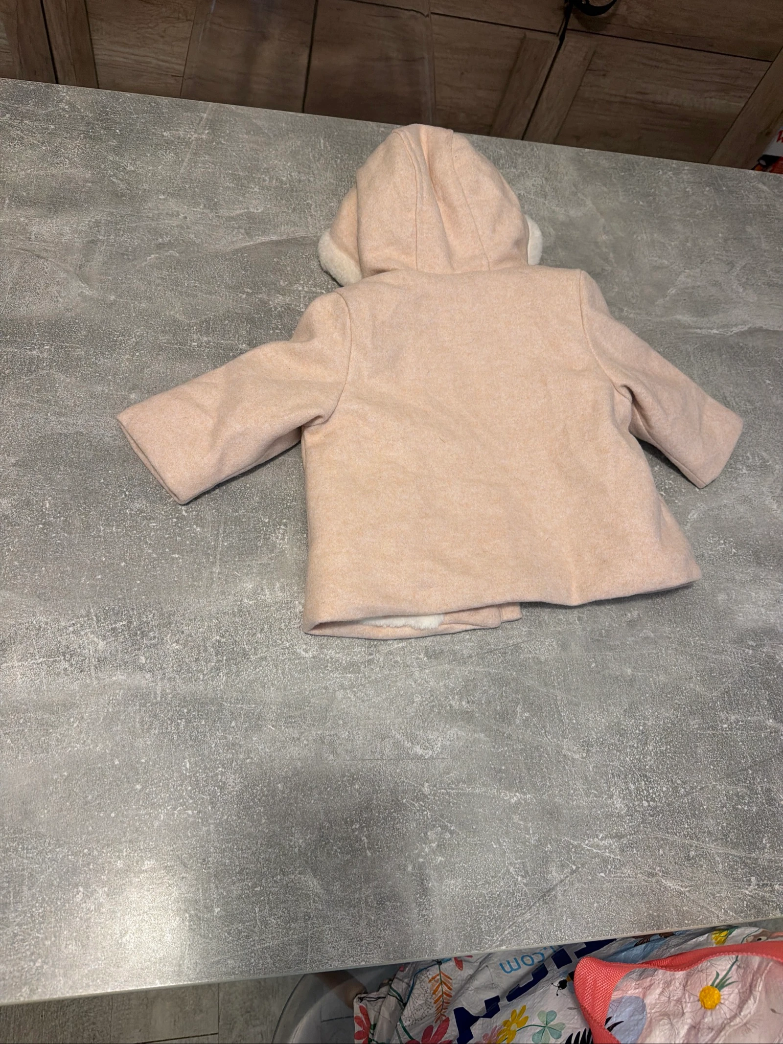 Abrigo para niña de 9 meses de Kiabi color rosa en muy buen estado – photo 5